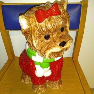 Yorki cookie jar